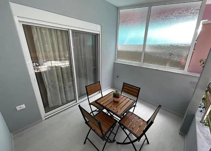 Little Cozy Apartment 4